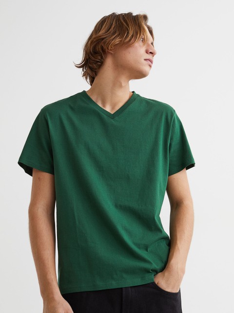 

H&M Men Green Regular Fit V-neck T-shirt
