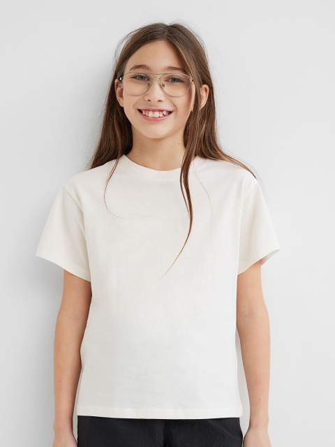 

H&M Girls White Solid Pure Cotton T-shirt