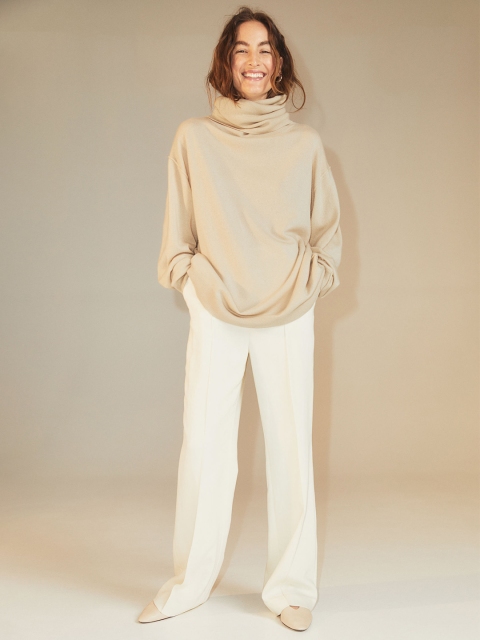 

H&M Women Beige Cashmere Polo-Neck Jumper