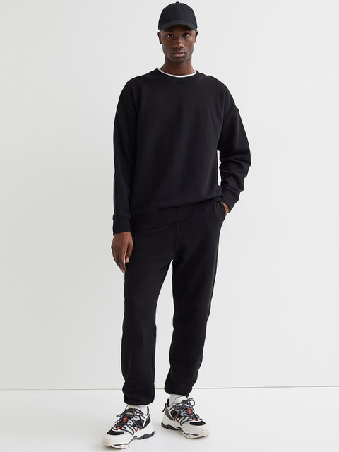 

H&M Black Solid Loose Fit Joggers