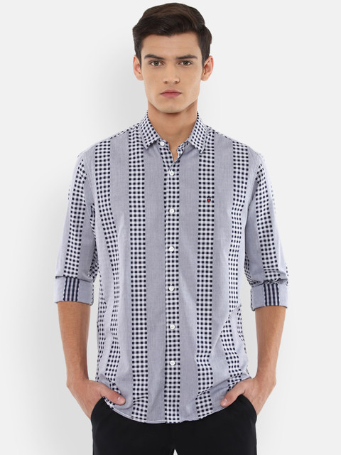 

Louis Philippe Sport Men Grey Slim Fit Striped Cotton Casual Shirt
