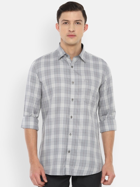 

Van Heusen Sport Men Grey Slim Fit Checked Cotton Casual Shirt