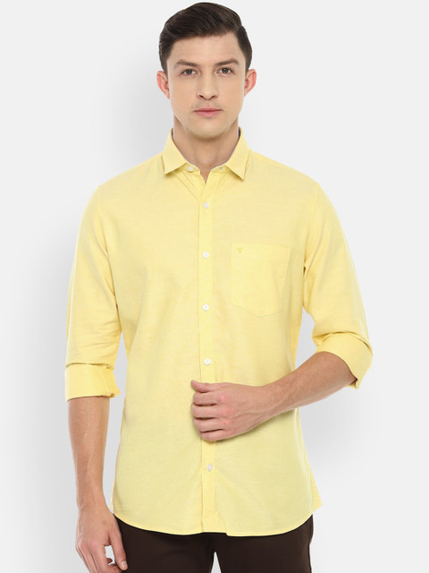 

Van Heusen Sport Men Yellow Slim Fit Pure Cotton Casual Shirt