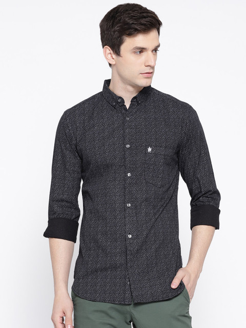 

French Connection Men Black Slim Fit Printed Casual Shirt