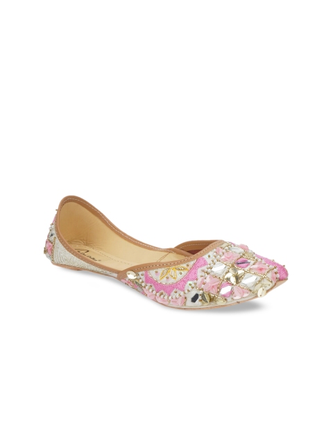 

The Desi Dulhan Women Pink Embellished Leather Ethnic Mojaris Flats