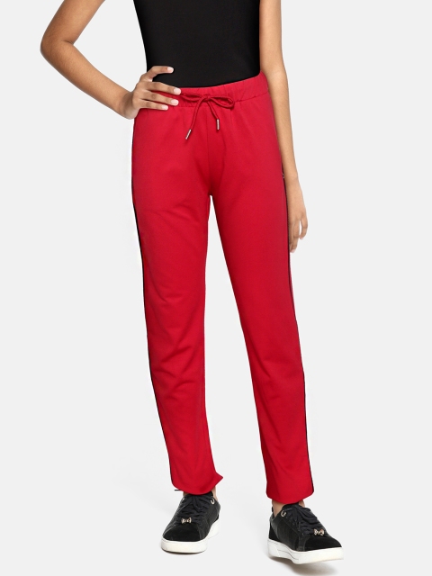 

Monte Carlo Girls Red Solid Track Pants