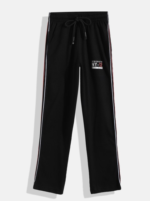 

Monte Carlo Boys Black Solid Cotton Track Pants