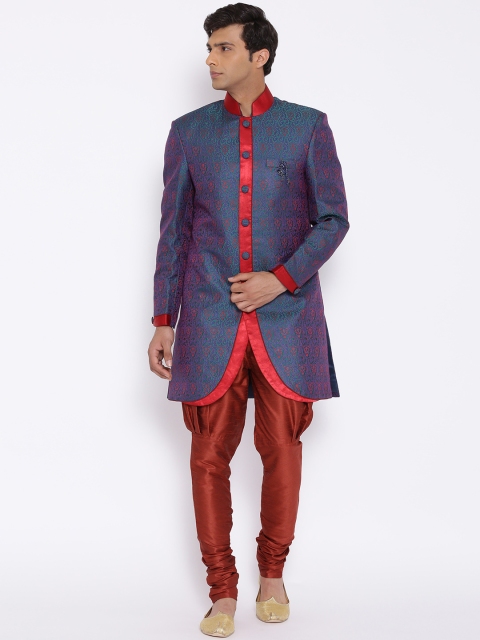 

Manish Creations Green & Red Brocade Pattern Handcrafted Sherwani