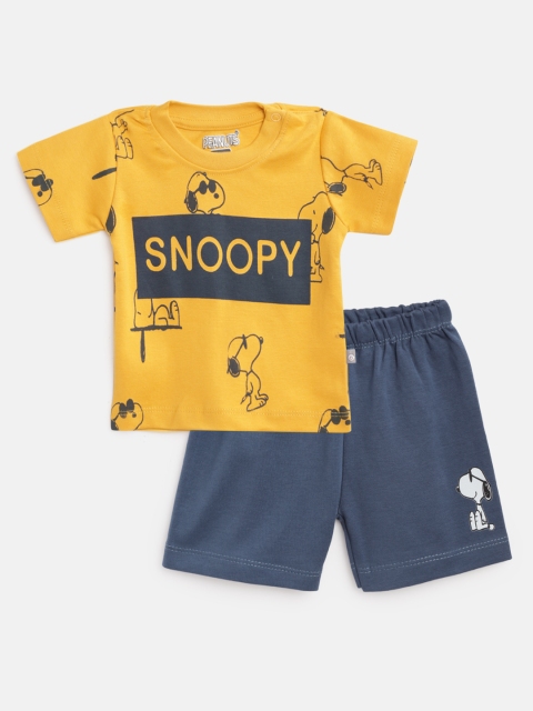 

TINYO Infant Boys Mustard Yellow & Navy Pure Cotton Snoopy Print T-shirt with Shorts
