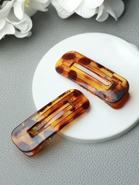 

PRITA Women Brown Alligator Hair Clip Set Of 2