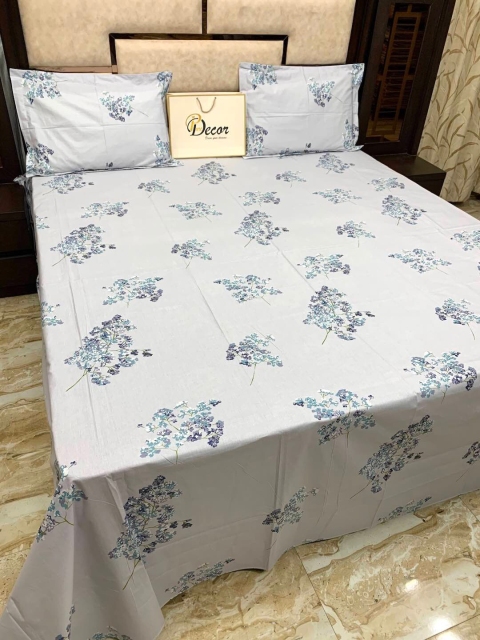 

Pure Decor Blue & White Floral 400 TC King Bedsheet with 2 Pillow Covers