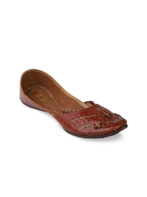 

Ta Chic Women Brown Embellished Leather Ethnic Mojaris Flats