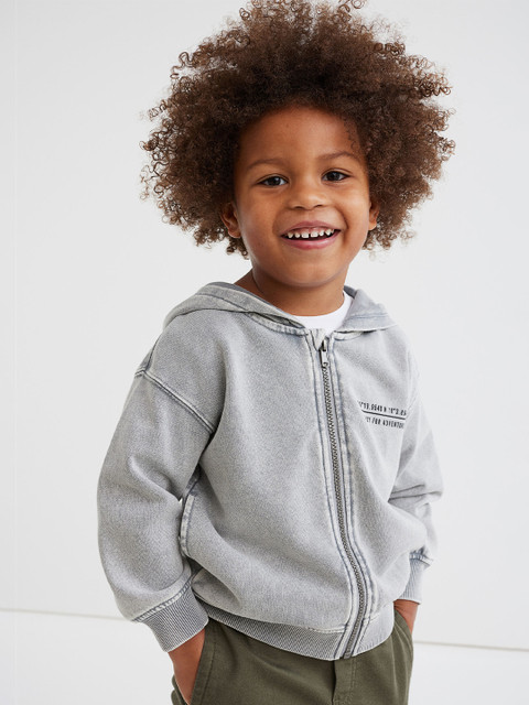 

H&M Boys Grey Hooded Sweatshirt