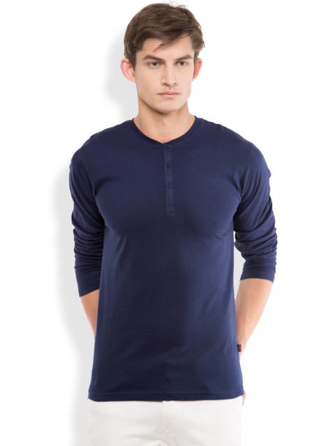 

HIGHLANDER Men Navy Slim Fit Solid Henley Neck T-shirt, Navy blue