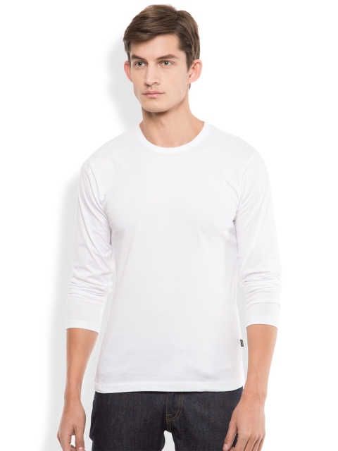 

HIGHLANDER Men White Solid Round Neck T-shirt