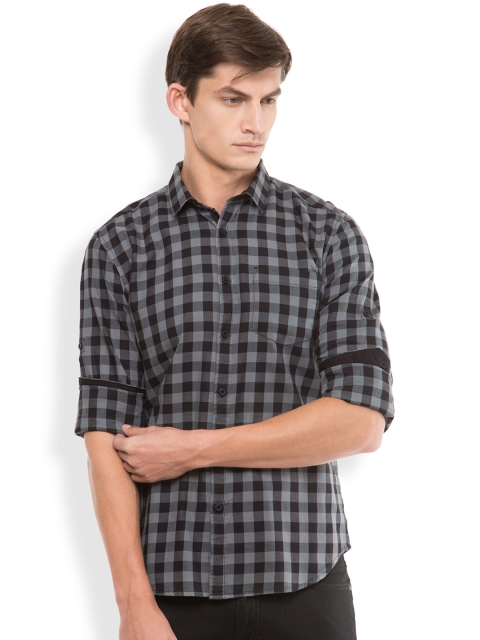 

HIGHLANDER Men Grey & Black Slim Fit Checked Casual Shirt