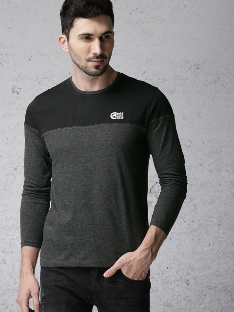 

Ecko Unltd Men Charcoal Grey & Black Solid T-shirt