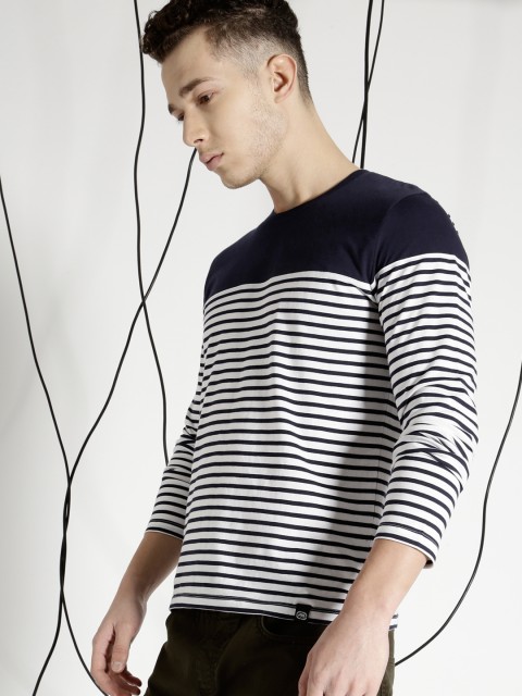 

Ecko Unltd Men Navy Blue Striped Round Neck T-Shirt