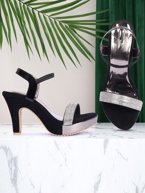 

ZAPATOZ Black Printed Suede Block Sandals