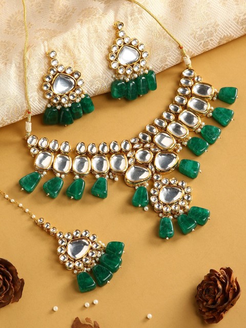 

justpeachy Gold-Plated Green & White Kundan Studded Jewellery Set