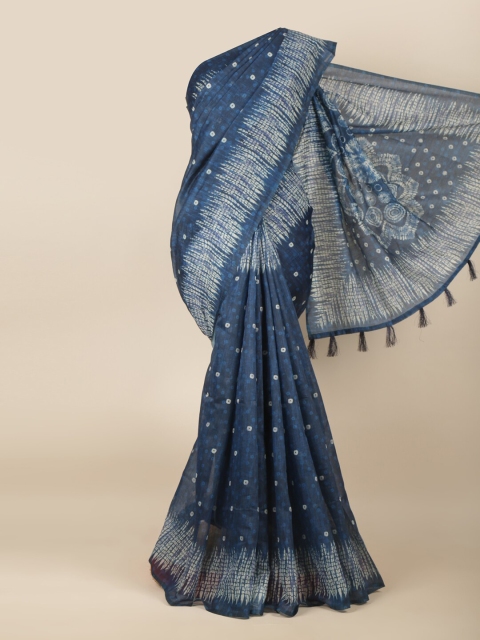 

Pothys Blue & White Saree