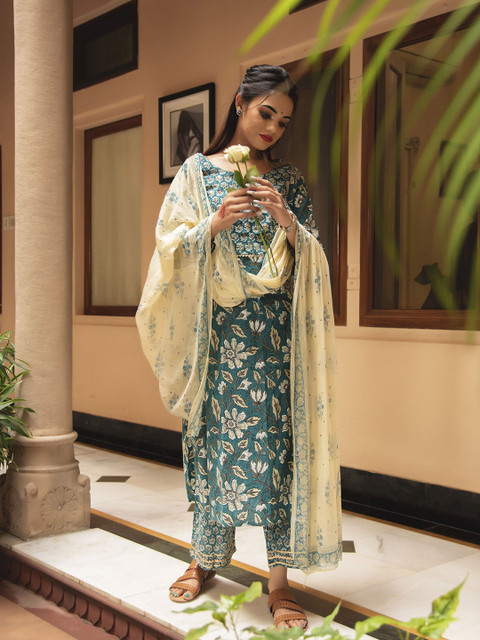 

Zanani INDIA Women Green Printed Chanderi Silk Kurta With Trousers & Dupatta