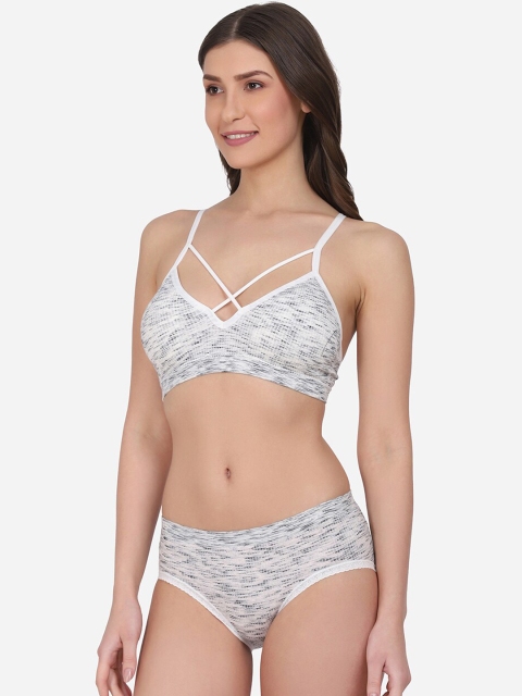 

PRETTYBOLD Women Grey Self Design Lingerie Set PB-32 GREY-C22