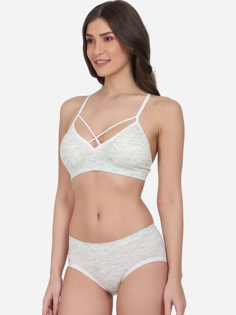 

PRETTYBOLD Off White Striped Lingerie Set