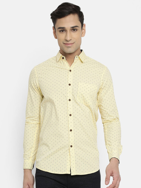 

V2 Value & Variety Men Yellow Printed Casual Shirt