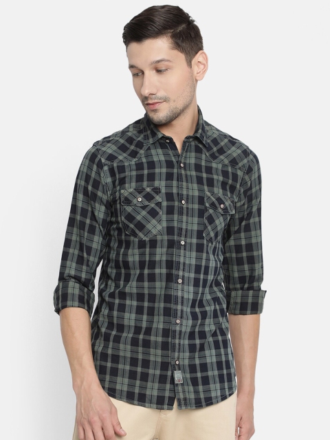 

V2 Value & Variety Men Blue Tartan Checks Checked Casual Shirt
