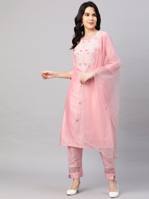 

FASHOR Women Pink Floral Embroidered Panelled Beads and Stones Chanderi Silk Kurta with Trousers