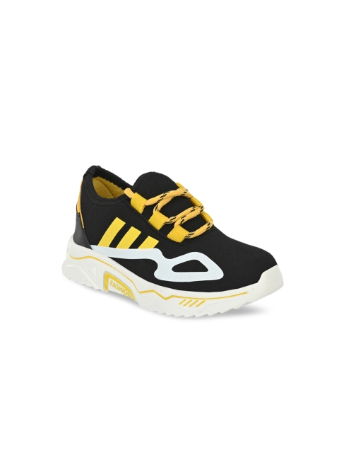 

TUSKEY Boys Black Printed Sneakers