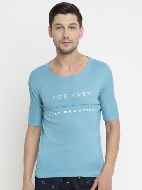 

V2 Value & Variety Men Blue Typography Printed T-shirt
