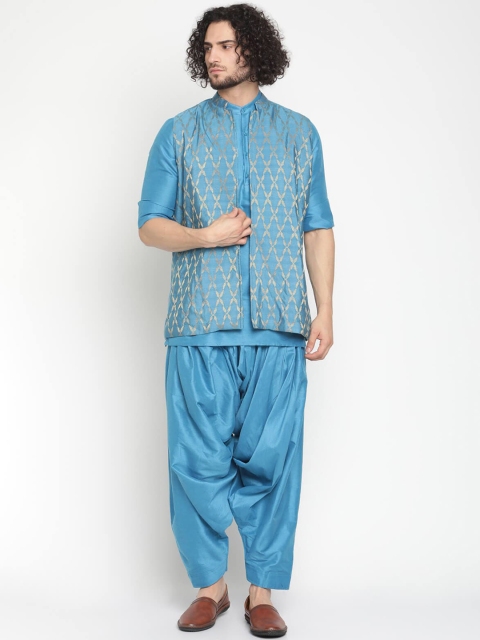 

Abhishti Men Blue Ethnic Motifs Layered Kurti with Dhoti Pants