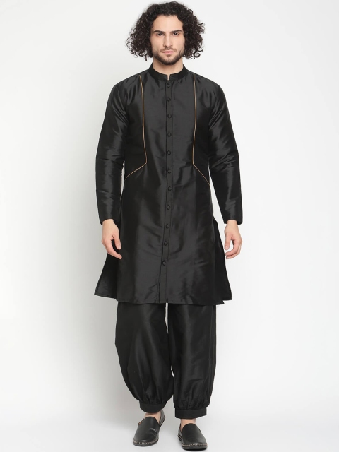 

Abhishti Men Black Layered Kurta with Patiala