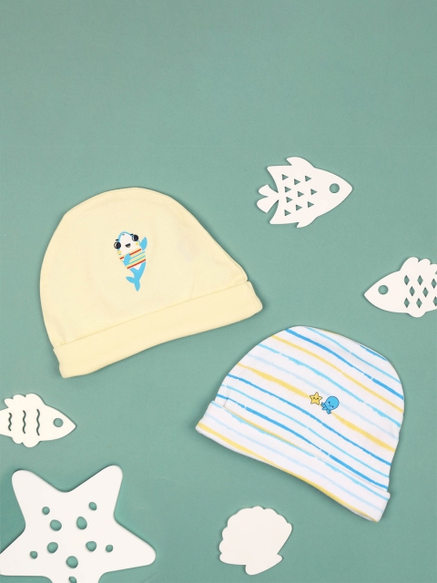 

KICKS & CRAWL Kids Set Of 2 Yellow & Multicoloured Jolly Fish Printed Pure Cotton Beanie