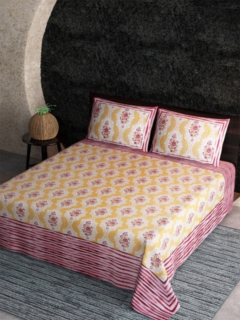 

Aura Cream-Coloured & White Floral 144 TC King Bedsheet with 2 Pillow Covers