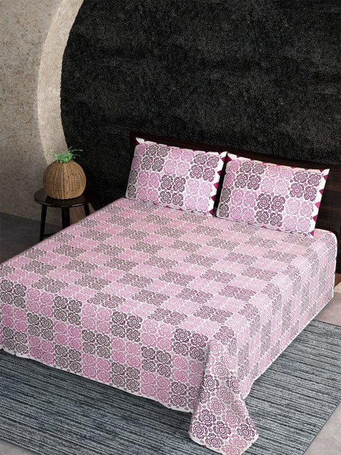 

Aura Maroon & Pink Ethnic Motifs 144 TC King Bedsheet with 2 Pillow Covers
