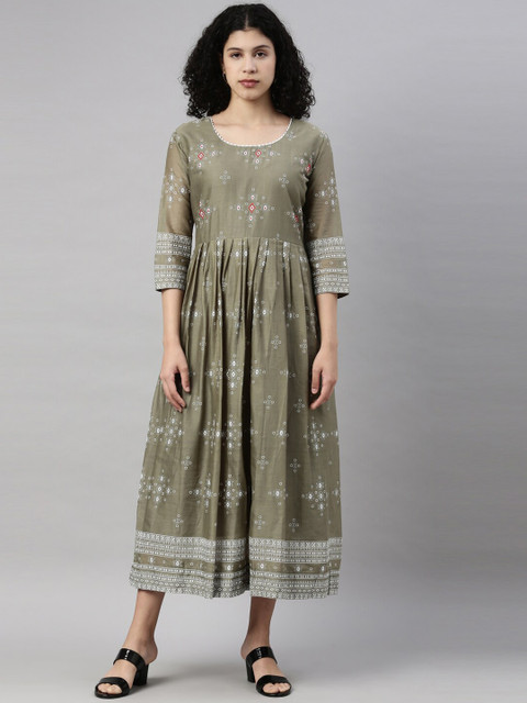 

GOLDSTROMS Women Green & mermaid Ethnic Motifs Printed Anarkali Kurta