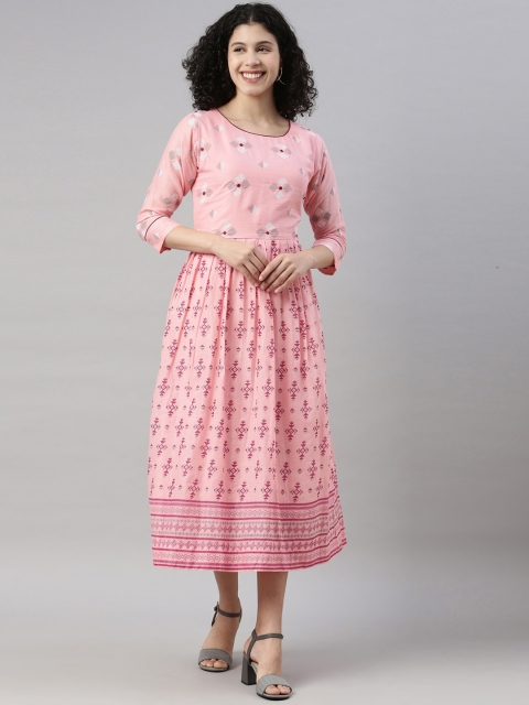

GOLDSTROMS Women Peach-Coloured Geometric Printed Thread Work Anarkali Kurta