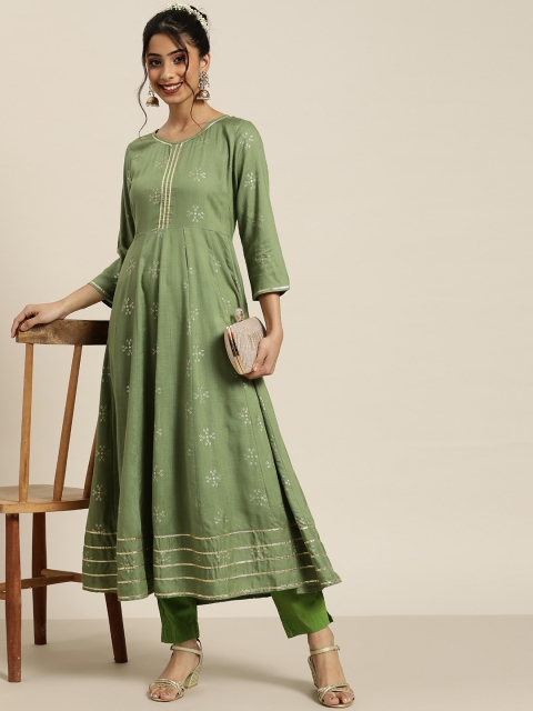 

Sangria Women Olive Green & Gold Floral Printed Gotta Patti Panelled Anarkali Kurta