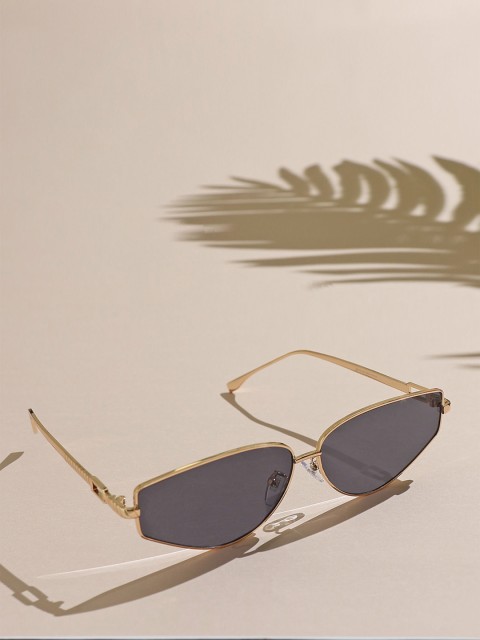 

Pipa Bella Women Black Lens & Gold-Toned Aviator Sunglasses with UV Protected Lens