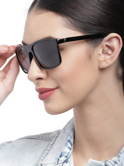 

Pipa Bella Women Black Rimmed Wayfarer Sunglass O-DC21SG00116497
