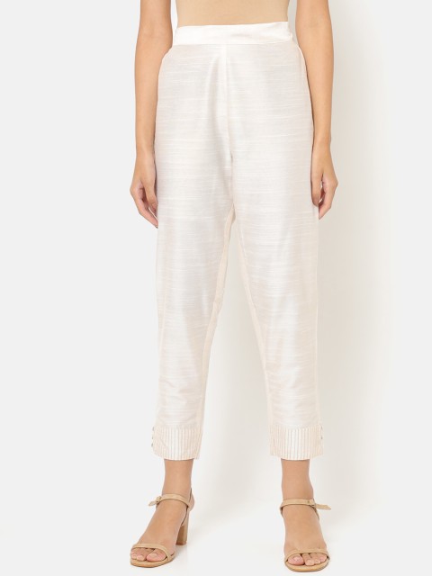 

Saaki Women White Solid Tapered Fit Trousers