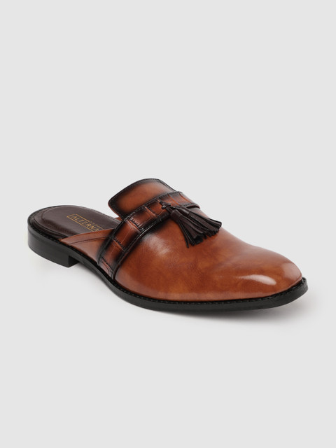 

The Alternate Men Tan Textured PU Mules