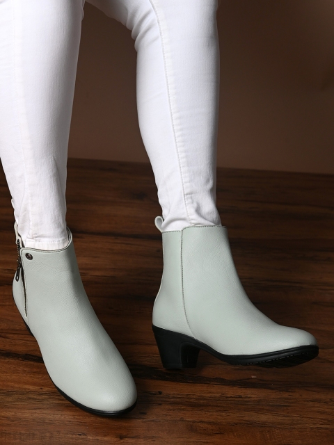 

El Paso Women Green Flat Boots