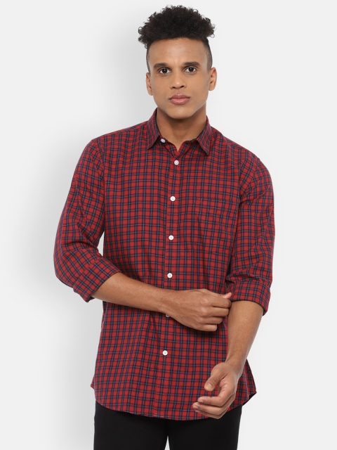 

Van Heusen Sport Men Maroon Slim Fit Checked Casual Shirt