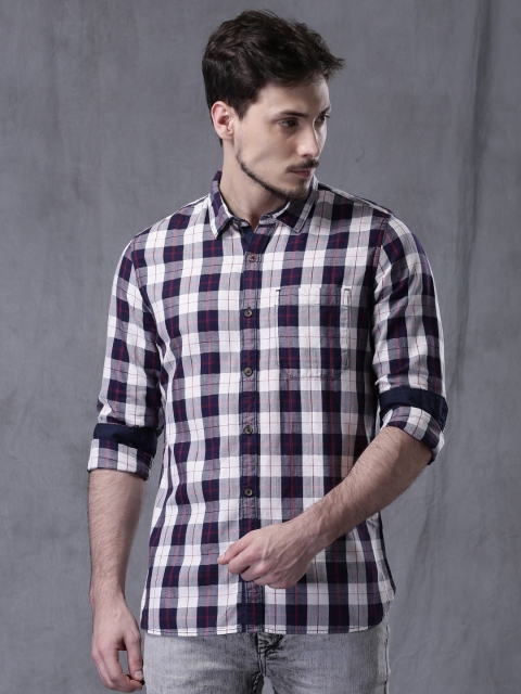 

WROGN Men Navy Blue Slim Fit Checked Casual Shirt