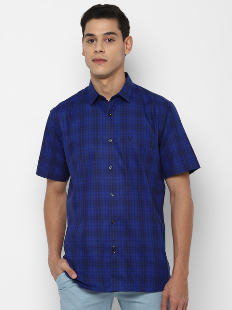 

Allen Solly Men Blue Checked Pure Cotton Casual Shirt
