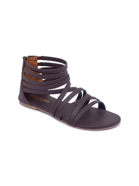 

Sole To Soul Women Brown Gladiators With Laser Cuts Flats